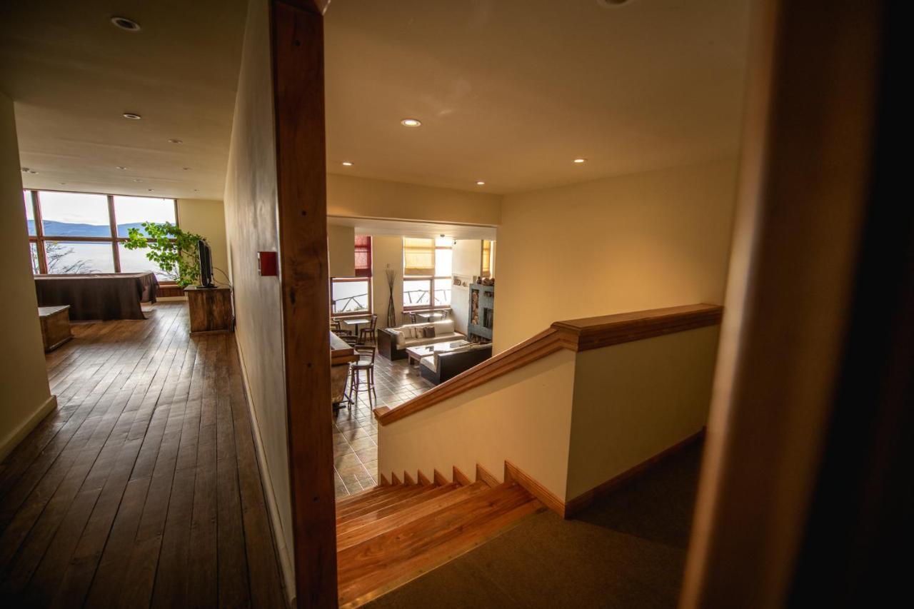 Hosteria Kaiken Tolhuin Exterior photo